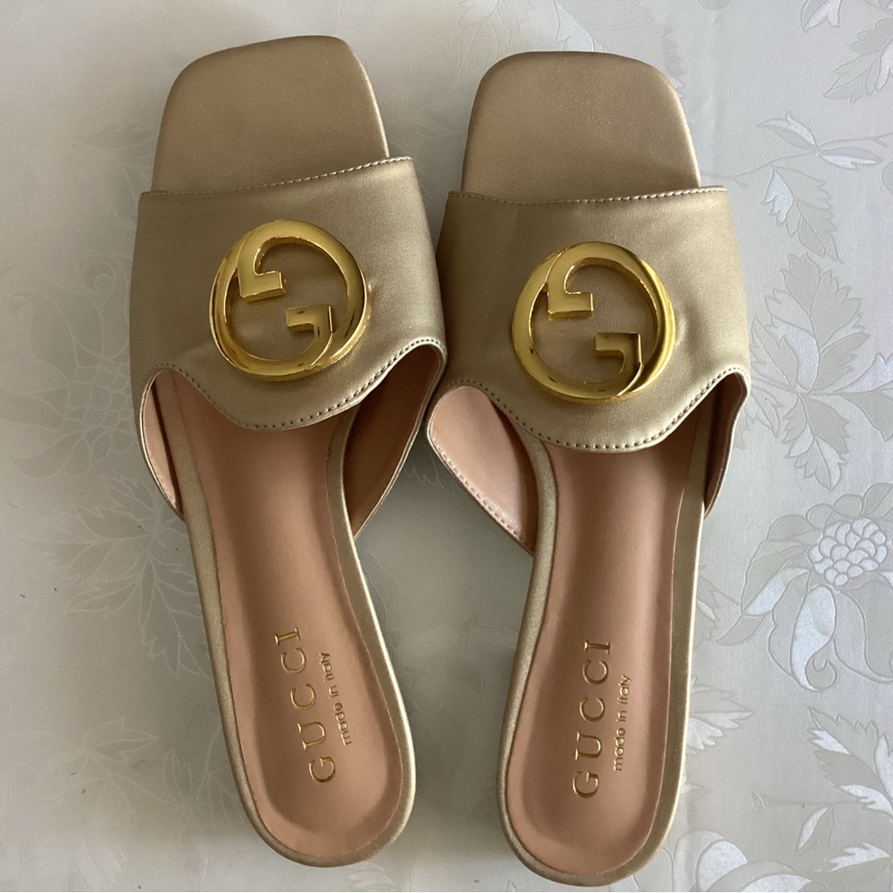 Gucci Gold Sandals Minimalist Slip-On Design
